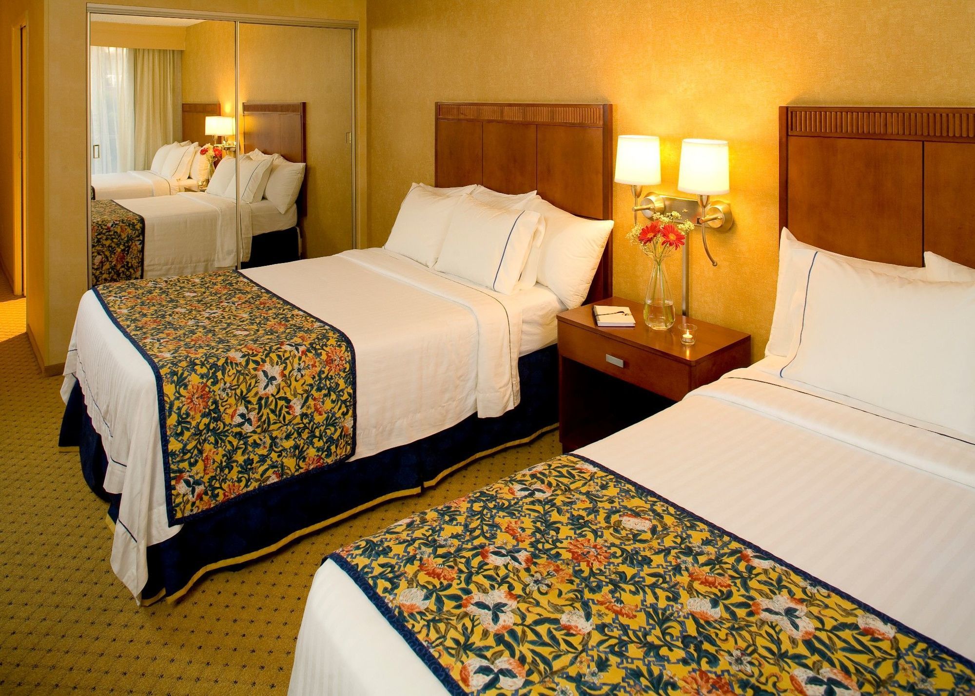 Courtyard By Marriott Long Beach Downtown Ngoại thất bức ảnh