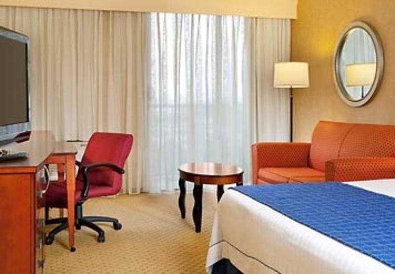Courtyard By Marriott Long Beach Downtown Ngoại thất bức ảnh