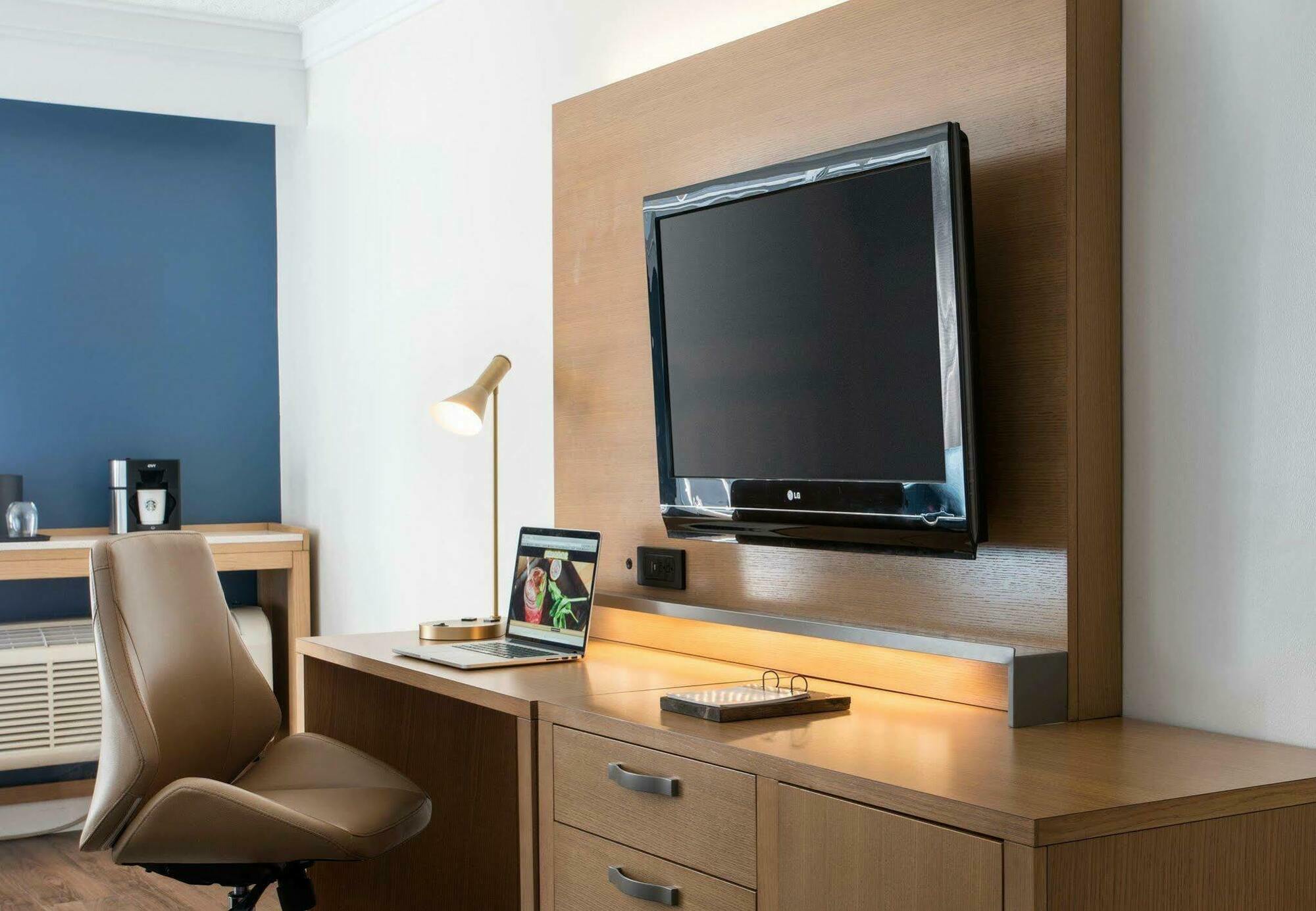 Courtyard By Marriott Long Beach Downtown Ngoại thất bức ảnh